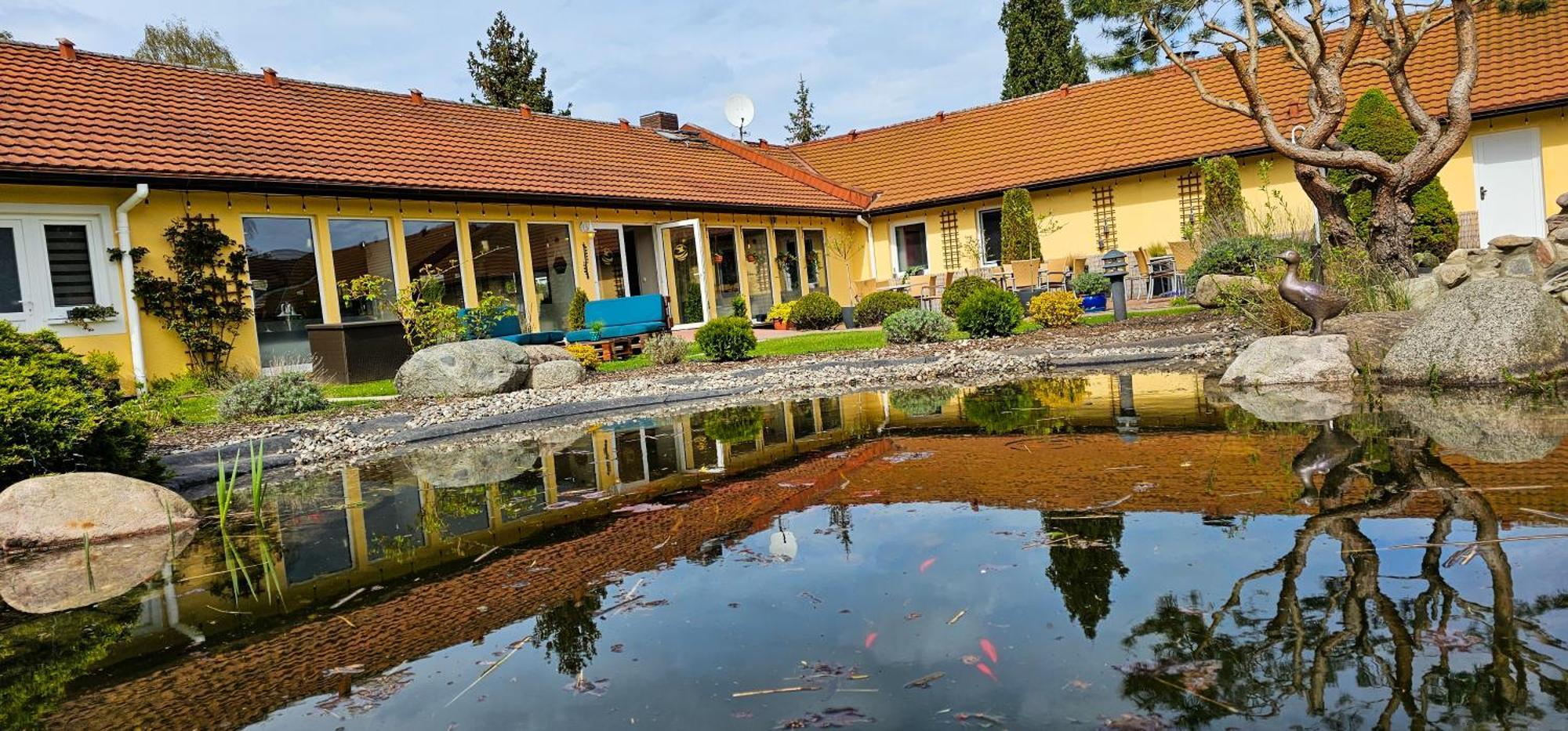 Hotel Pommerscher Hof Zinnowitz Eksteriør billede