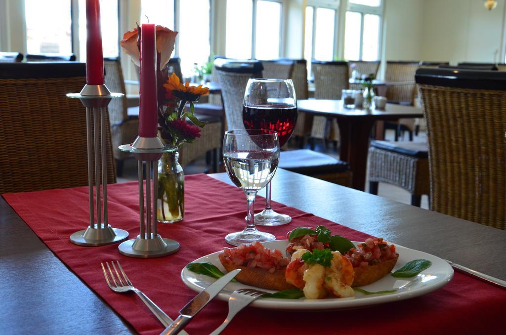 Hotel Pommerscher Hof Zinnowitz Eksteriør billede