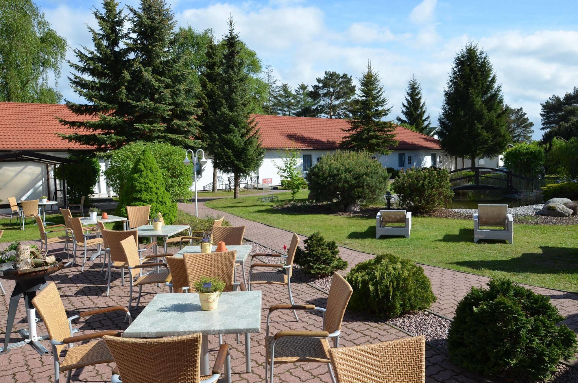 Hotel Pommerscher Hof Zinnowitz Eksteriør billede