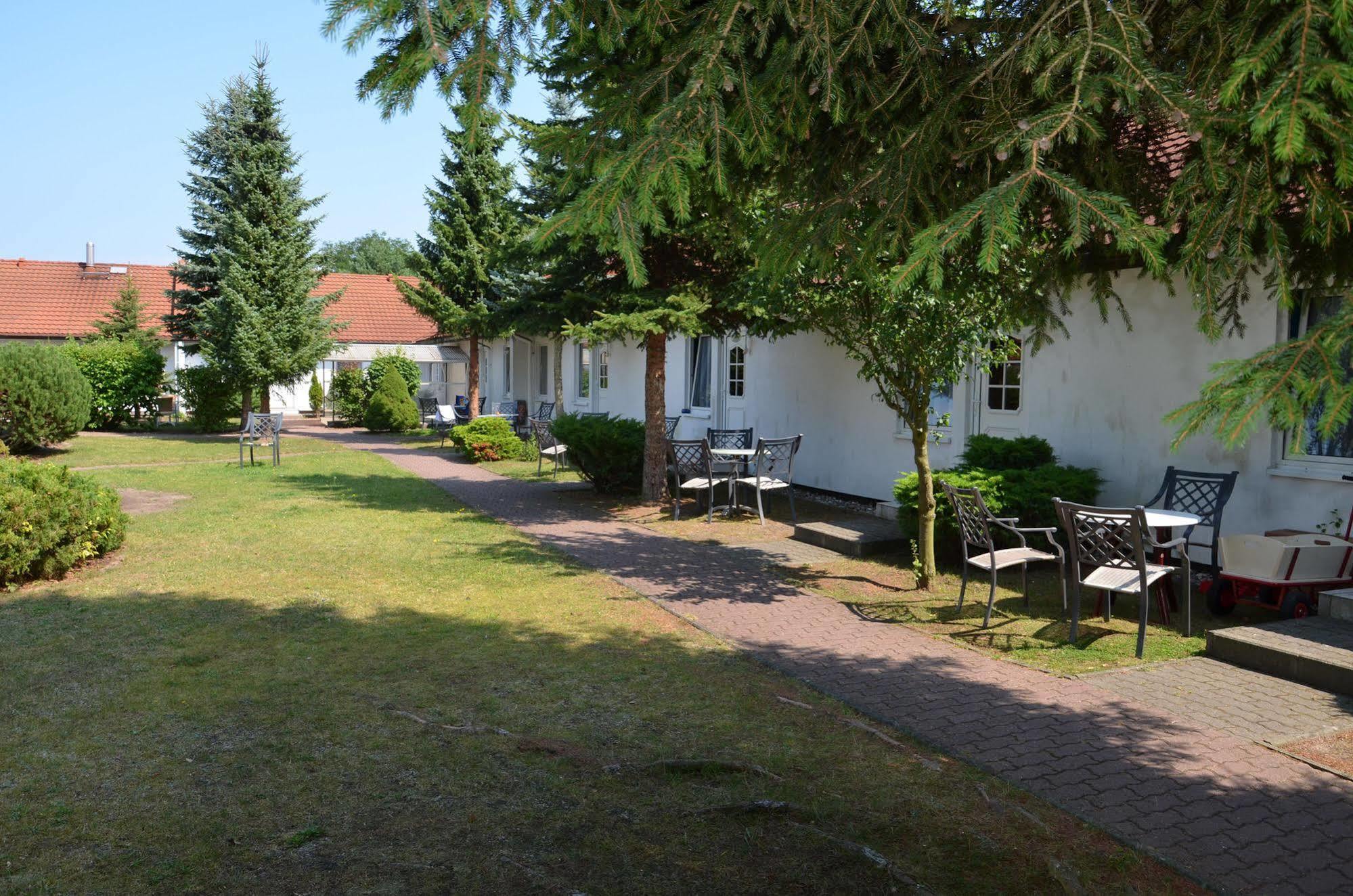 Hotel Pommerscher Hof Zinnowitz Eksteriør billede